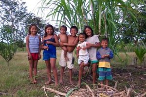 Guanano children