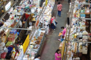 Chiang Mai's Three-Story Market