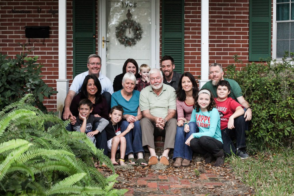 CHRISTMAS WITH THE HENDERSONS