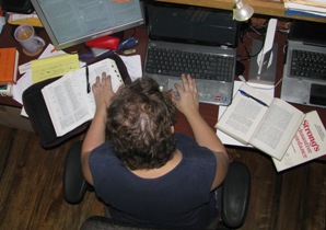 Anji works on exegeting a chapter from Genesis and putting it into Lusi.