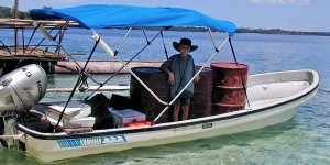 PNG_INB_Solong_2000-03-25-3250073_Josh in boat_Wolff 600-300
